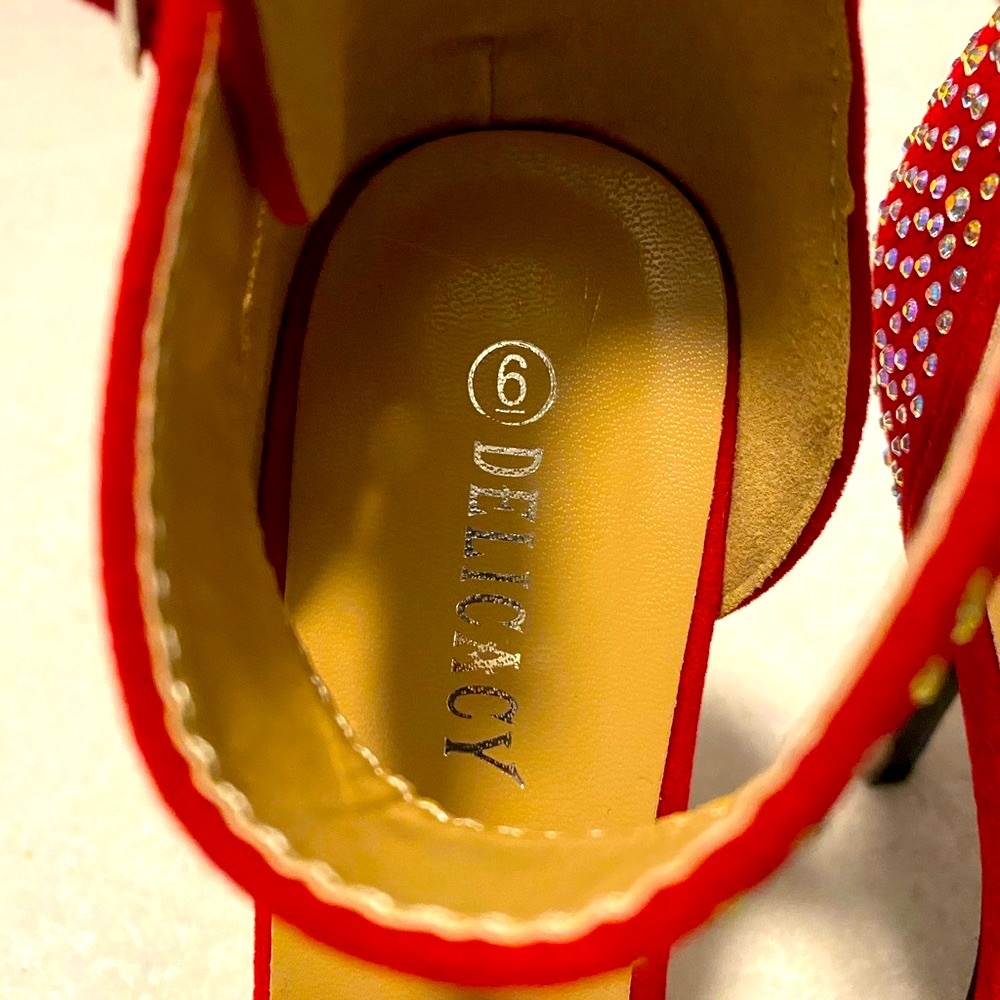 Almost Brand New Super Sexy Sparkling Heels By DELICACY - box 26 - Picture 5 of 7